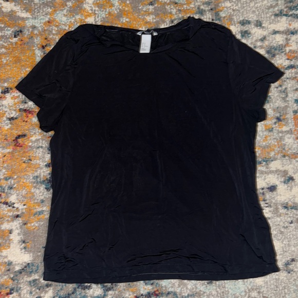 black h&m t shirt - size medium - slightly shiny stretch material - Picture 1 of 2